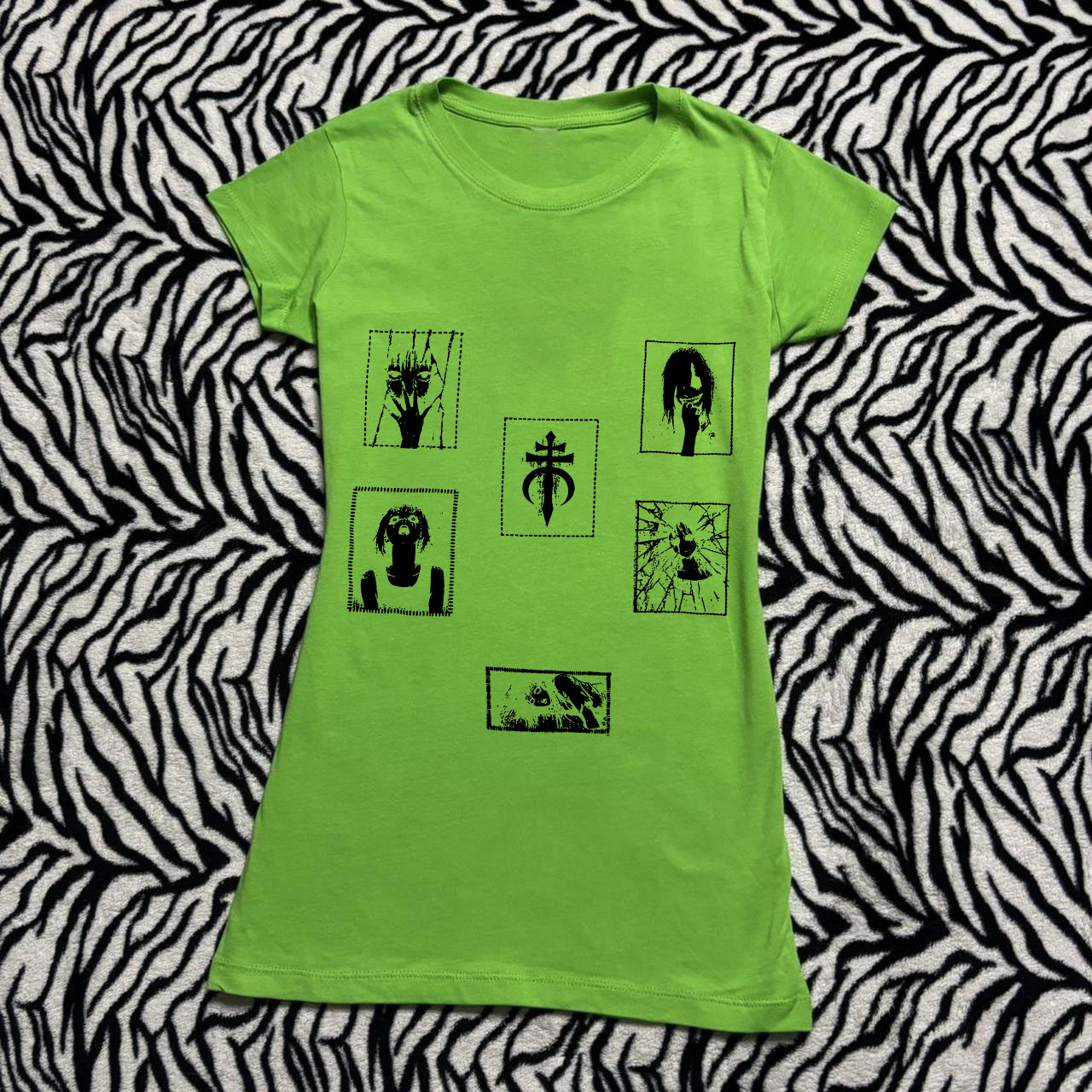 2000s Vintage Women's Crop Top - Y2K Graphic Baby Tee Crop review and price